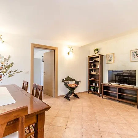 Colombina House Apartment